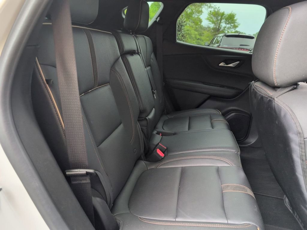 Used 2023 Chevrolet Blazer Premier w/ Driver Confidence II Package FWD image 29