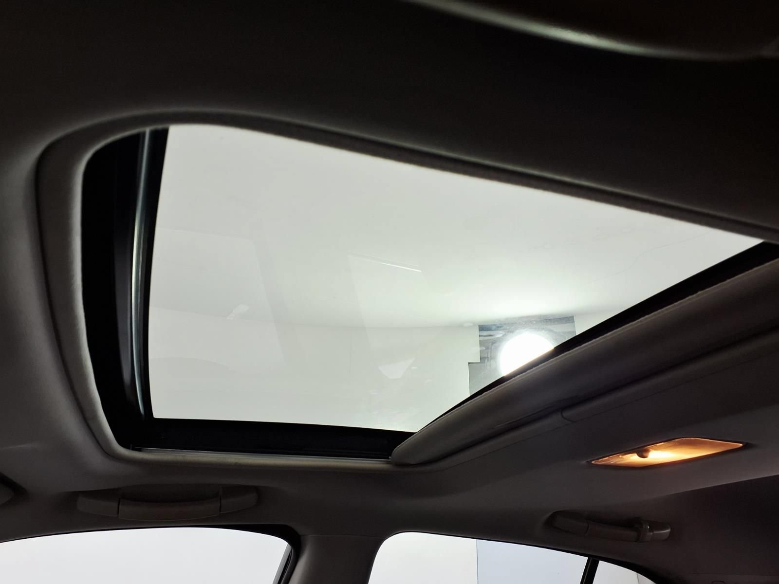 Used 2012 Lexus CT 200h Premium FWD image 13