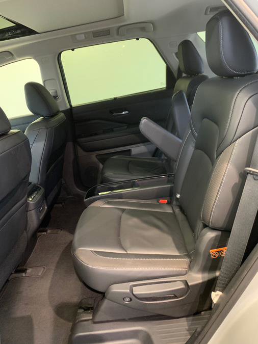 Used 2022 Nissan Pathfinder SL w/ SL Premium Package image 43