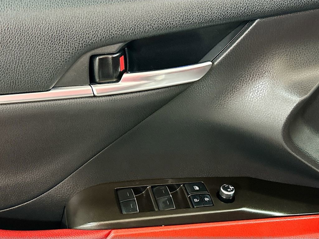 Used 2021 Toyota Camry XSE w/ Navigation Package image 16