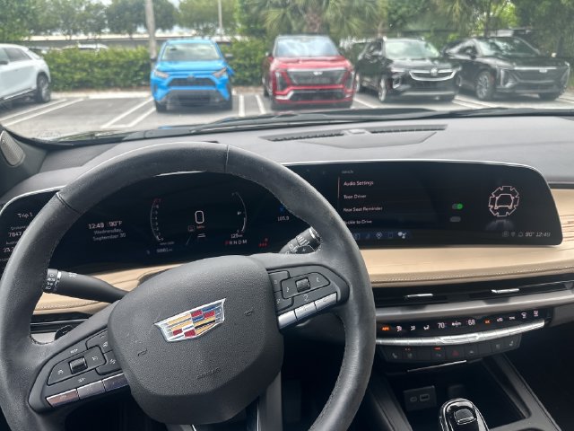 Certified 2024 Cadillac XT4 Premium Luxury FWD image 12