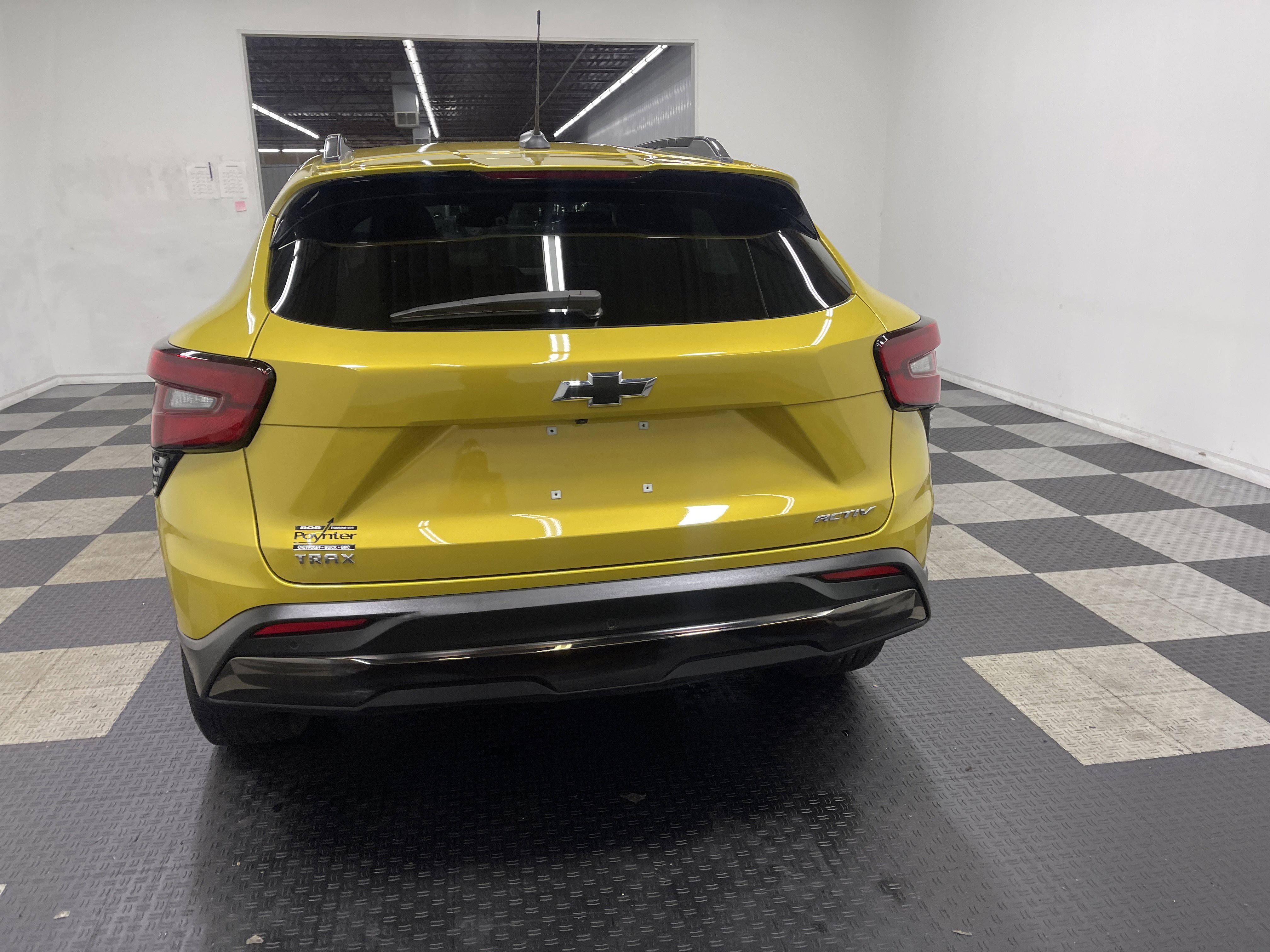 Used 2025 Chevrolet Trax ACTIV w/ Sunroof Package image 3