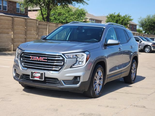Used 2024 GMC Terrain SLT FWD image 12