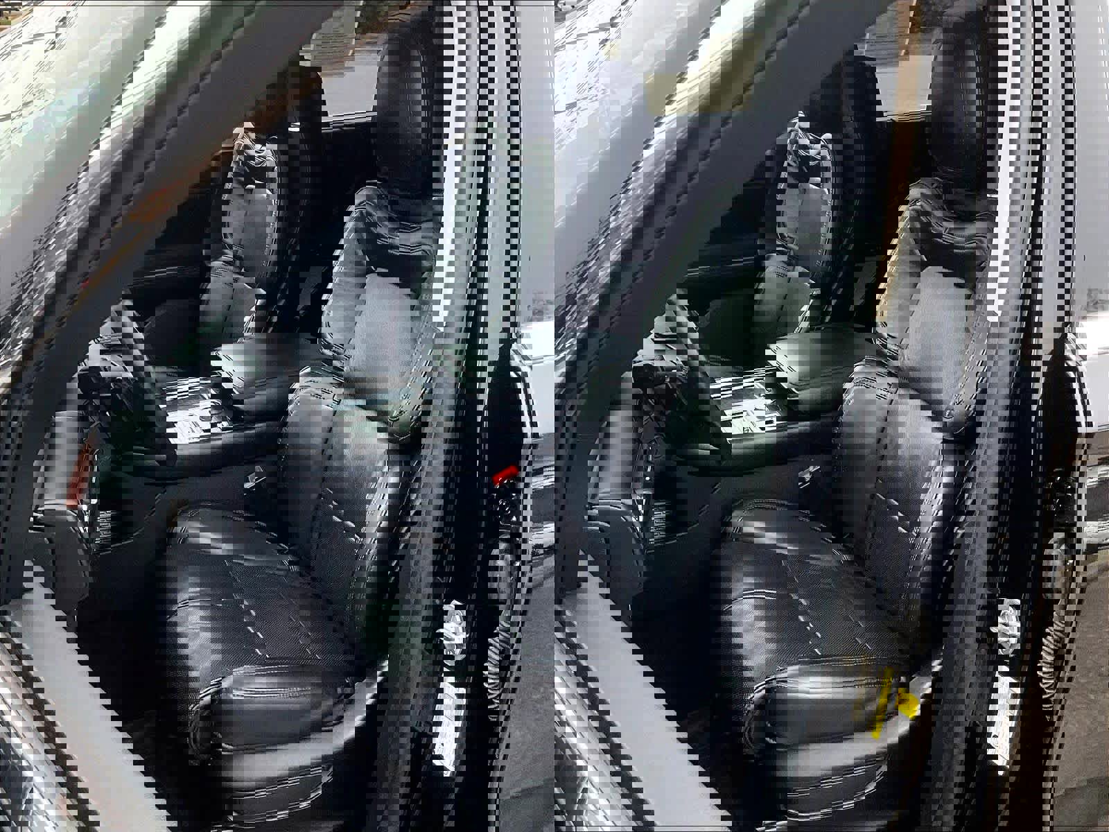 Used 2022 Lincoln Aviator Reserve w/ Equipment Group 201A image 10