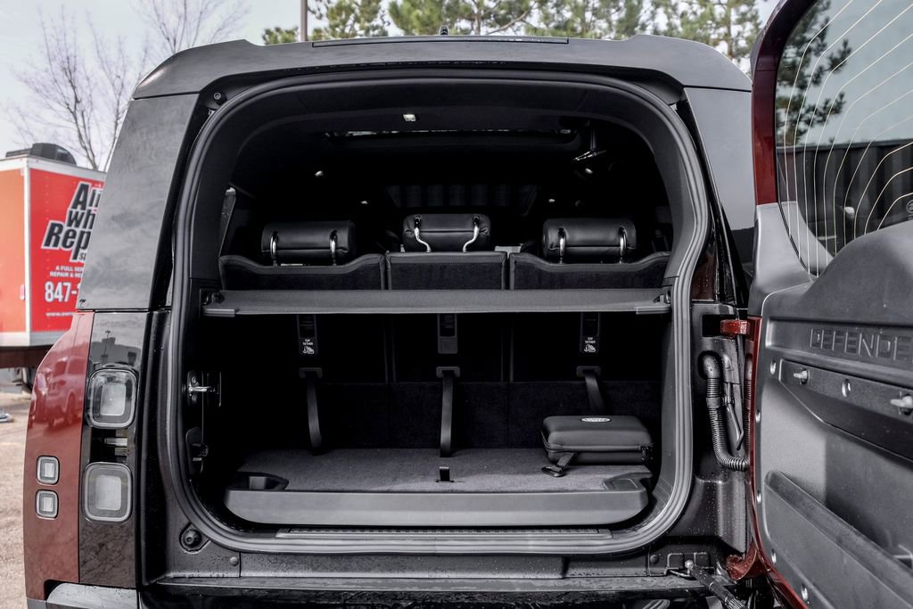 New 2026 Land Rover Defender 130 S image 9