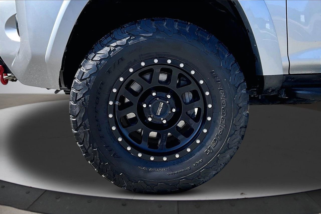 Used 2018 Toyota 4Runner TRD Off-Road image 31