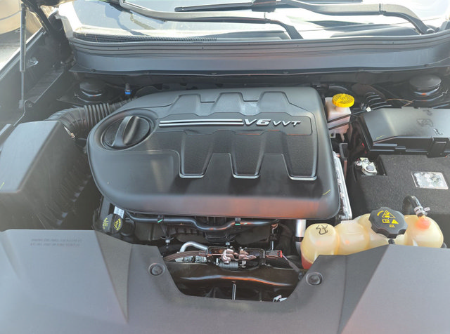 Used 2019 Jeep Cherokee Limited FWD image 5