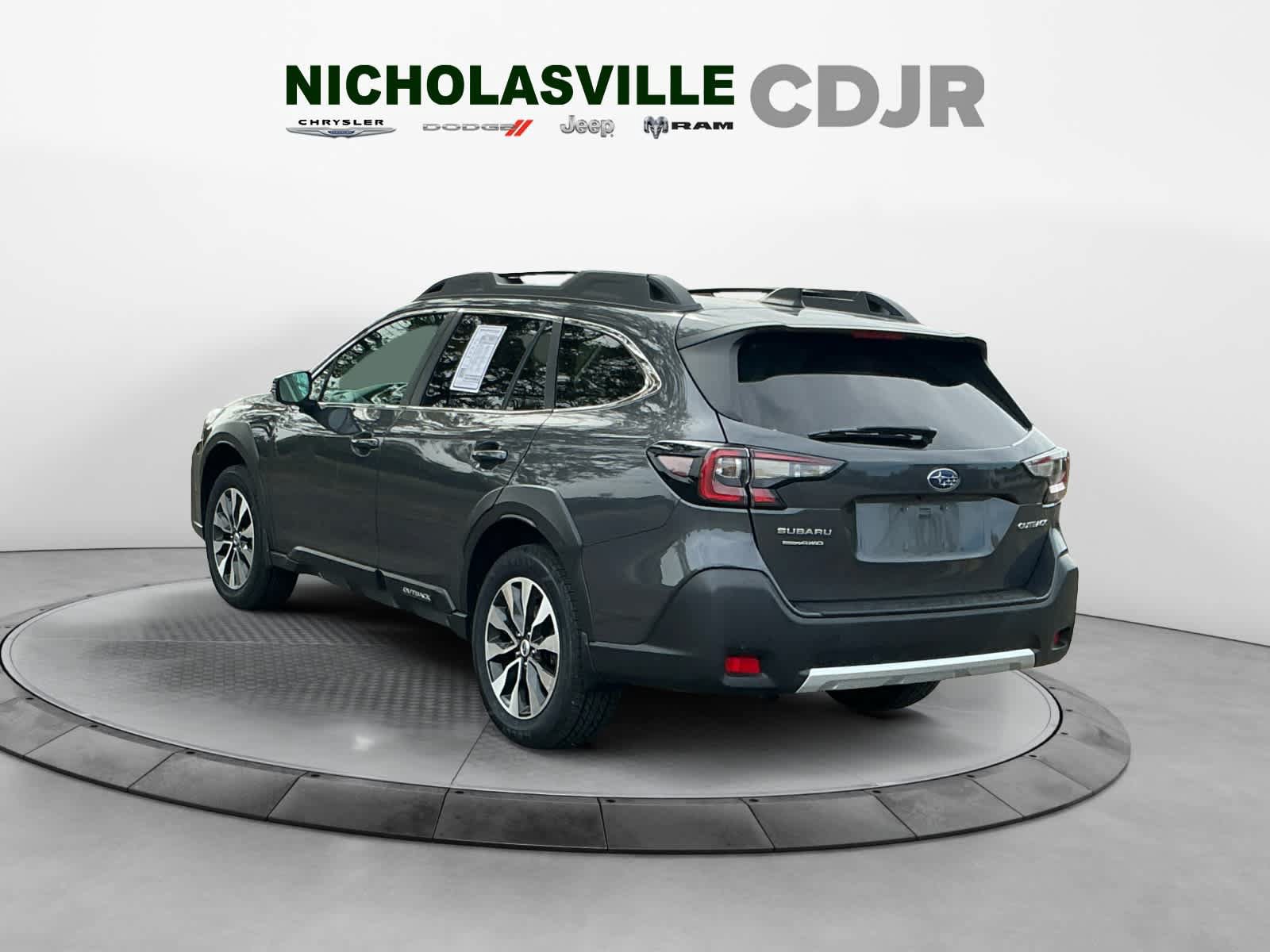 Used 2024 Subaru Outback Limited AWD/4WD image 3