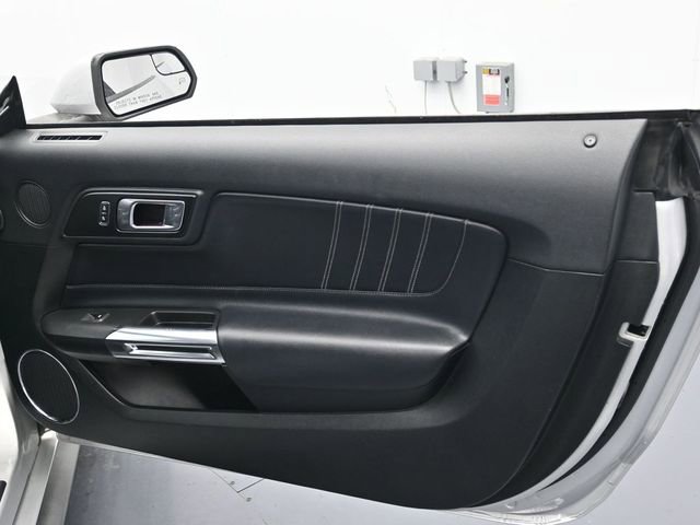 Used 2019 Ford Mustang Premium image 28
