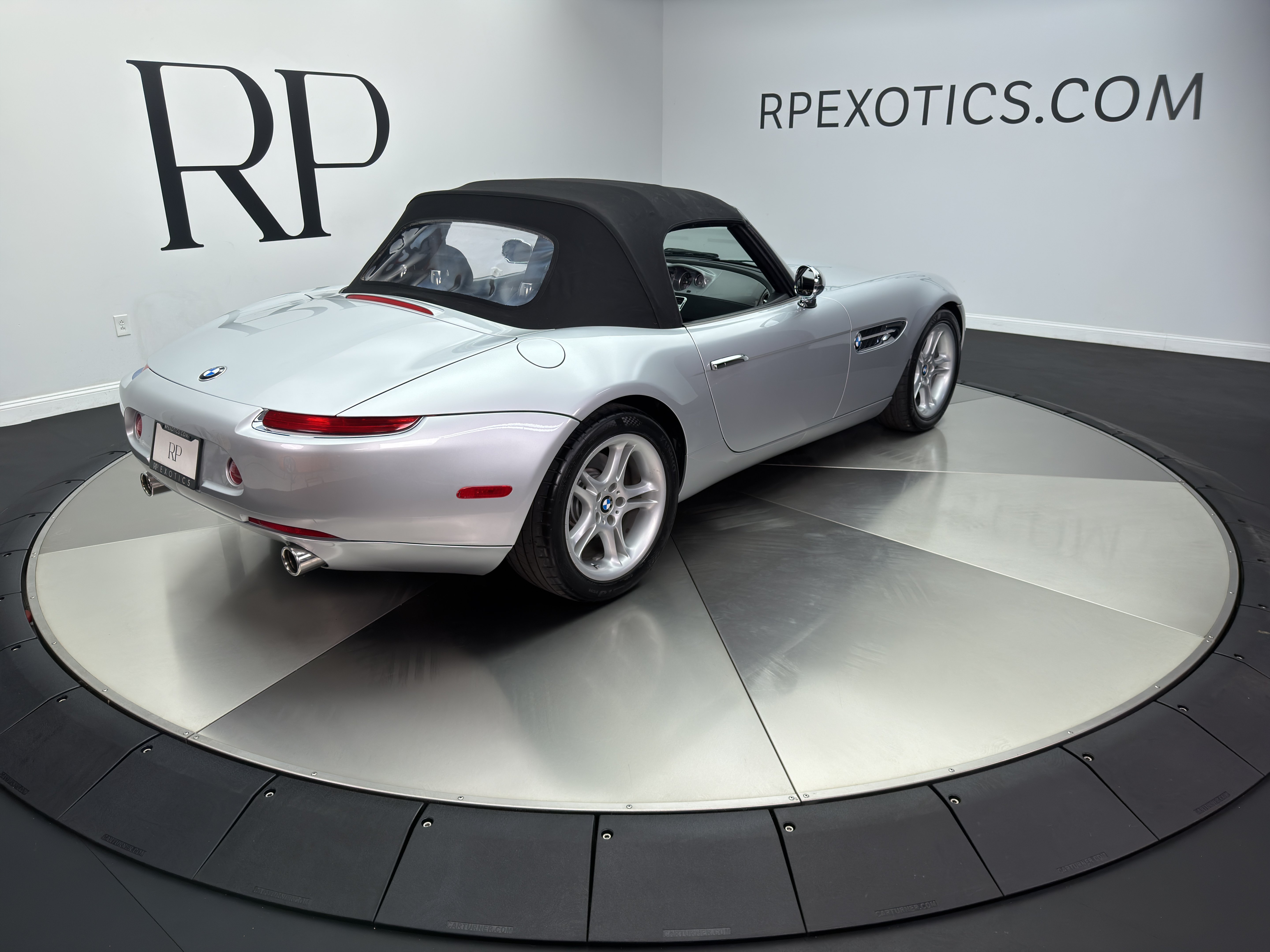 Used 2000 BMW Z8 RWD image 6