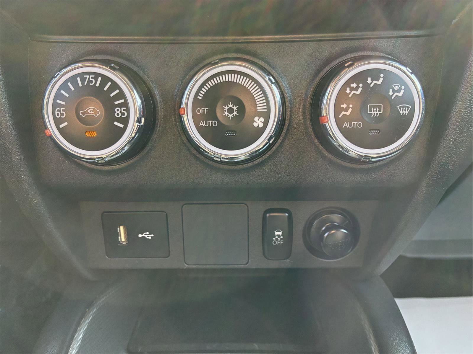 Used 2019 Mitsubishi Outlander Sport ES AWD/4WD image 22