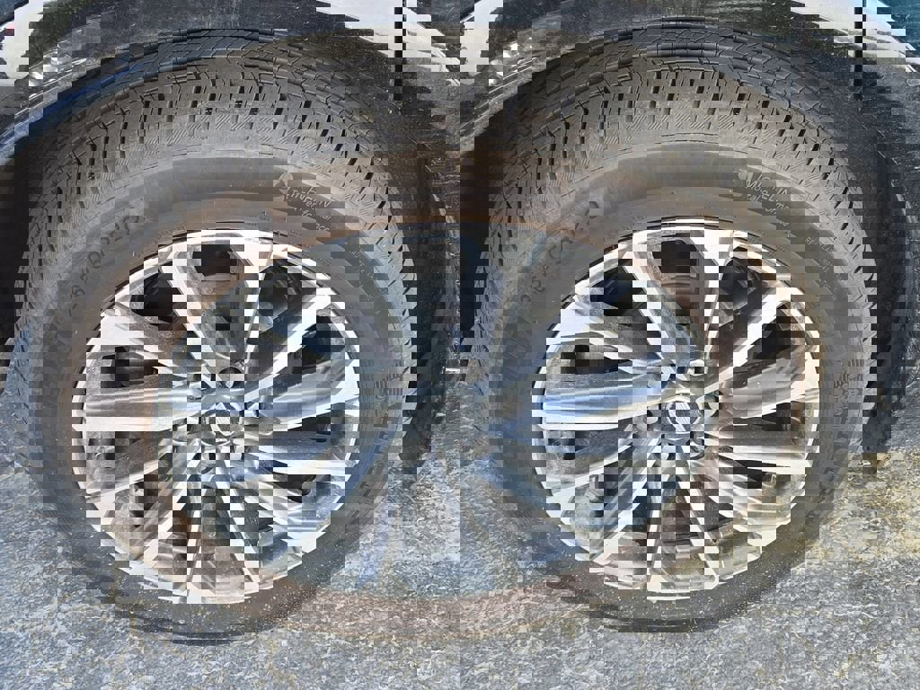 Certified 2024 Cadillac Lyriq Sport image 9