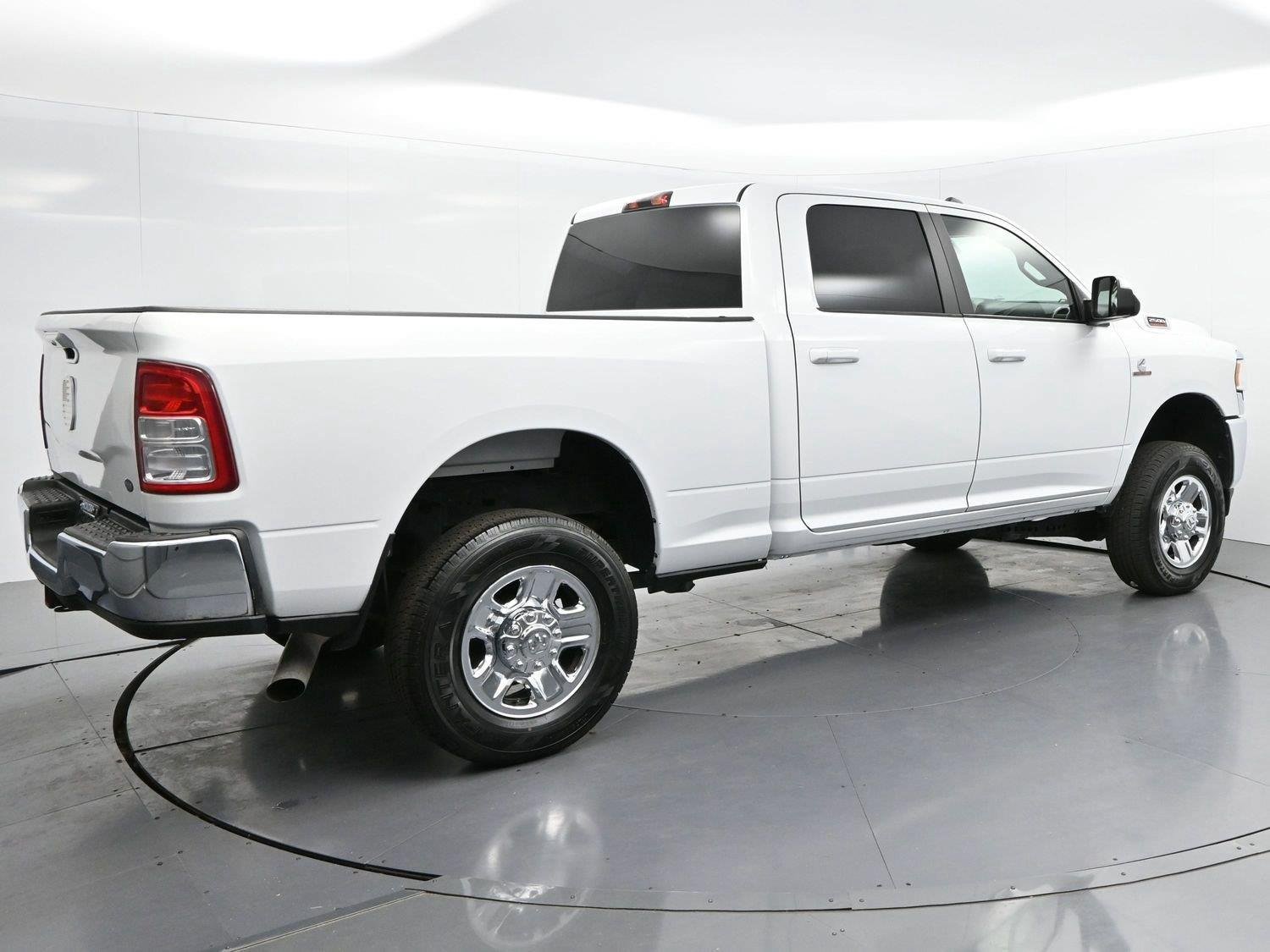 Used 2021 RAM 2500 Big Horn AWD/4WD image 7