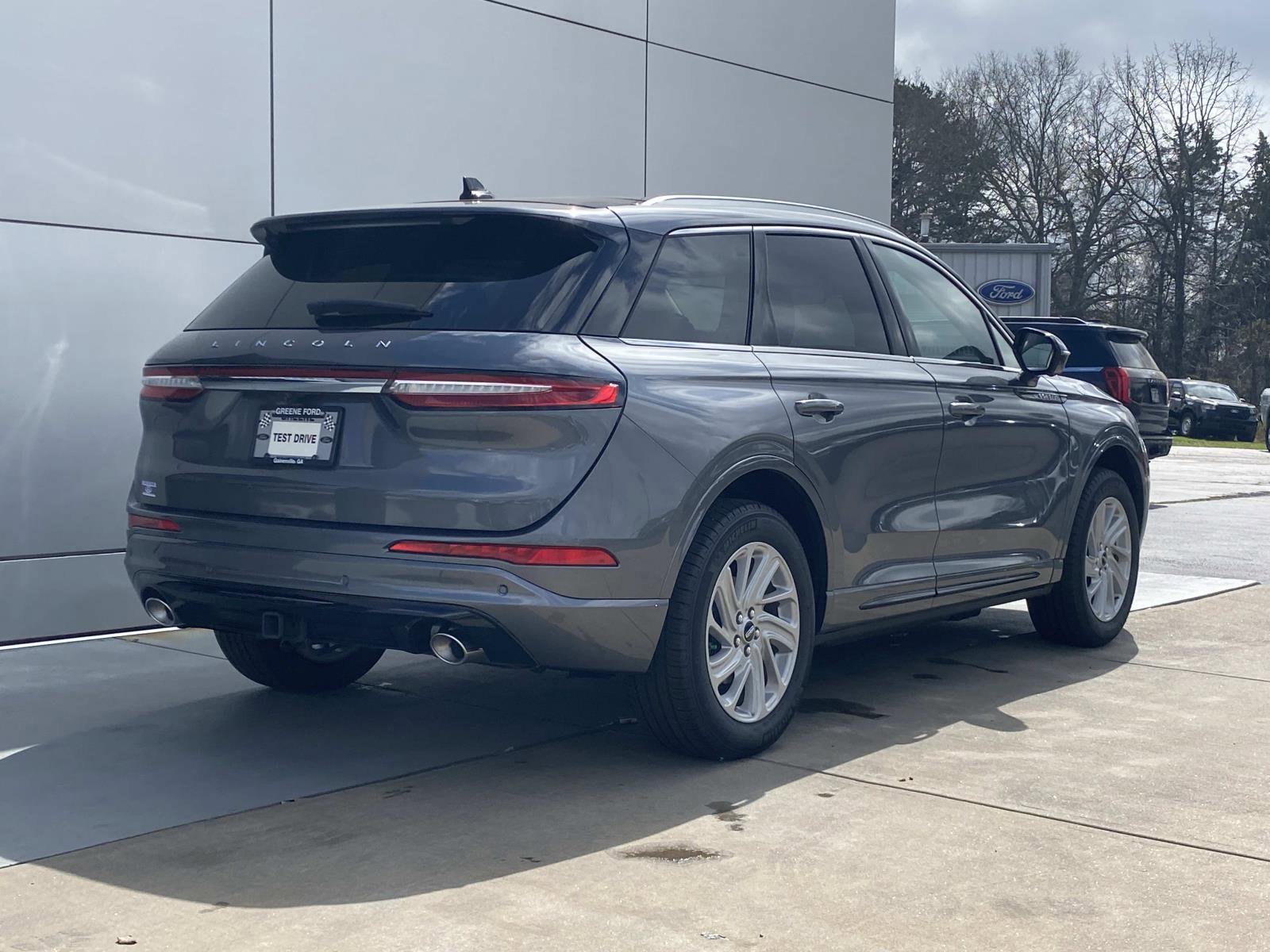 Used 2024 Lincoln Corsair Grand Touring w/ Equipment Group 301A image 4