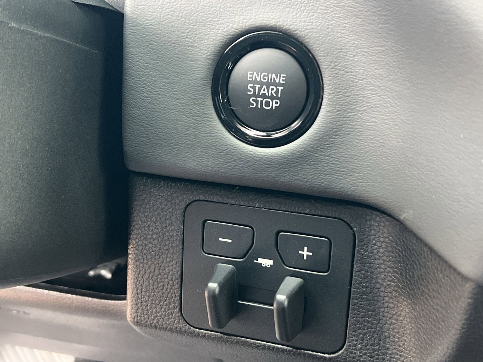 New 2026 Toyota Tundra Platinum image 27