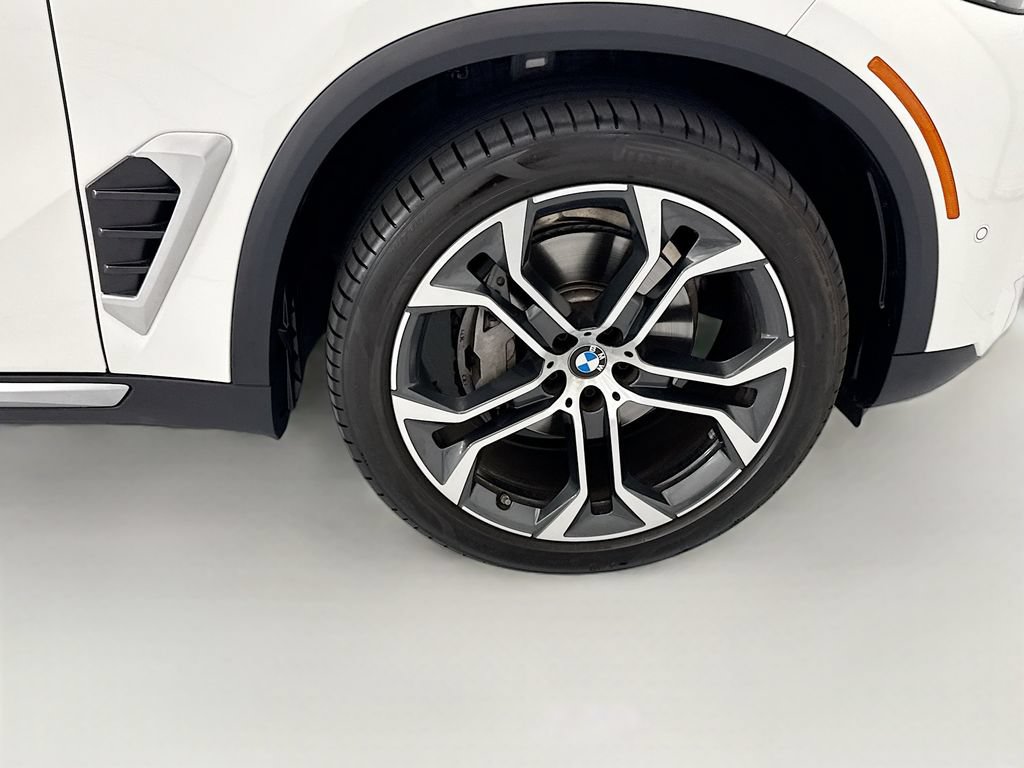 Certified 2026 BMW X5 xDrive40i w/ Climate Comfort Package AWD/4WD image 31