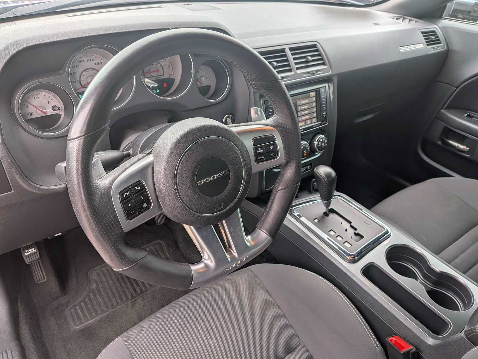 Used 2014 Dodge Challenger SRT8 Core w/ Electronics Convenience Group RWD image 2