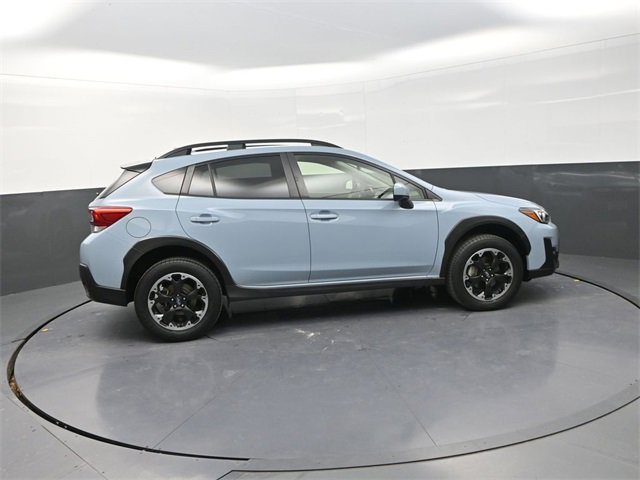 Used 2022 Subaru Crosstrek 2.0i Premium w/ Moonroof Package image 8