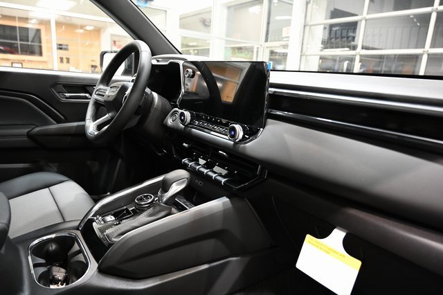 New 2026 GMC Canyon Elevation w/ Convenience Package image 15