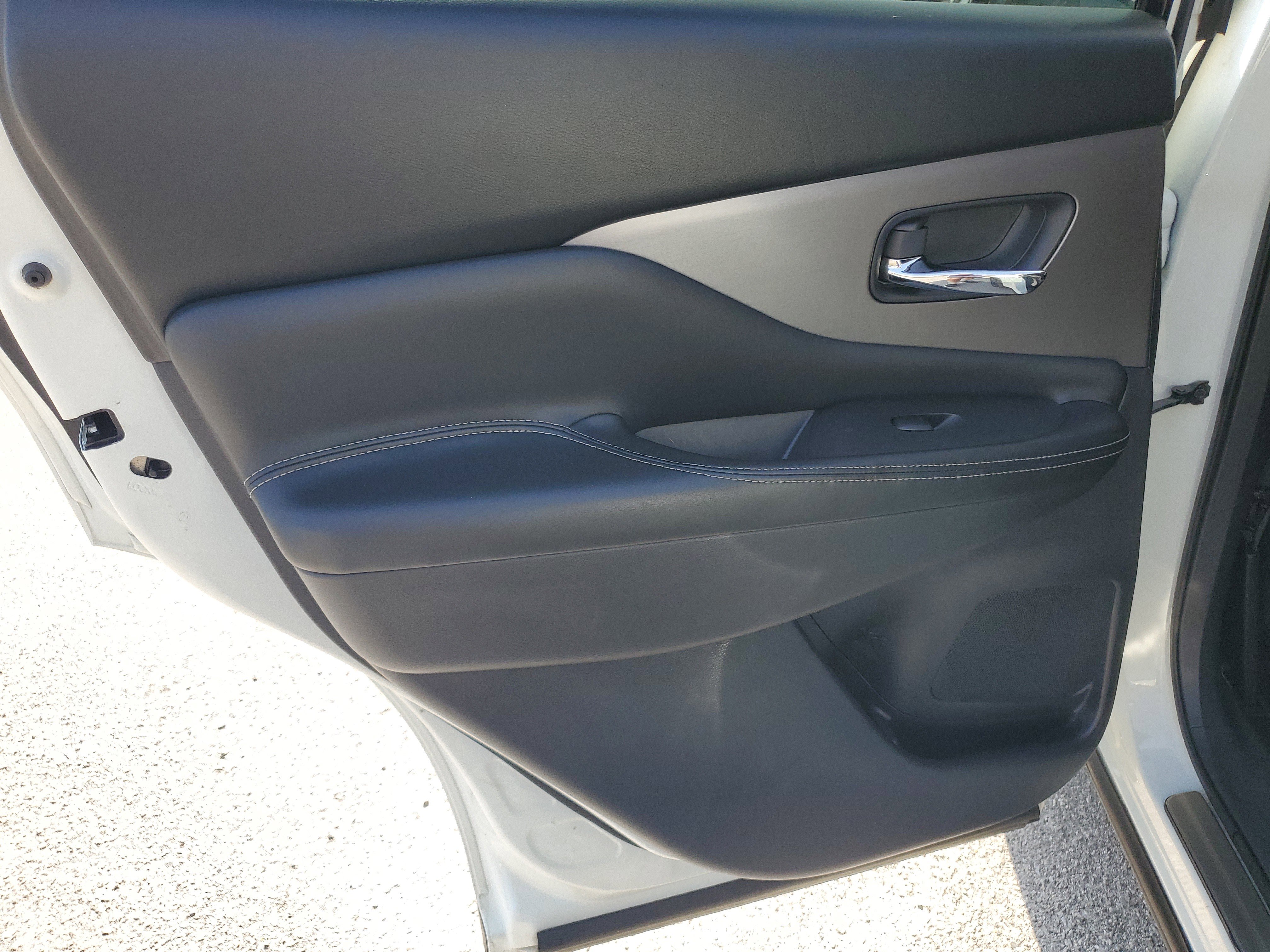 Used 2022 Nissan Murano SV w/ SV Midnight Edition Package image 30