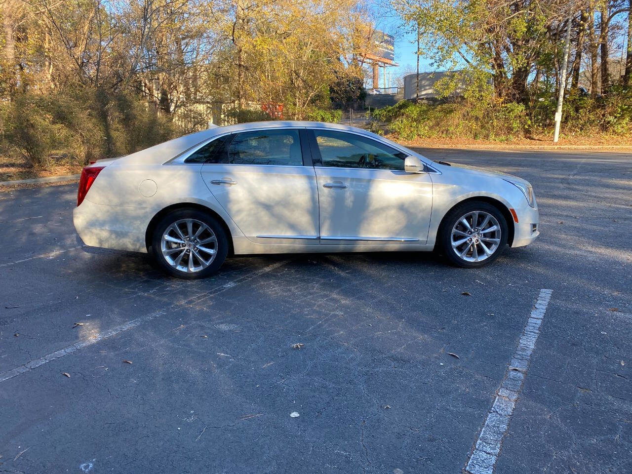 Used 2014 Cadillac XTS Premium w/ Driver Assist Package image 5