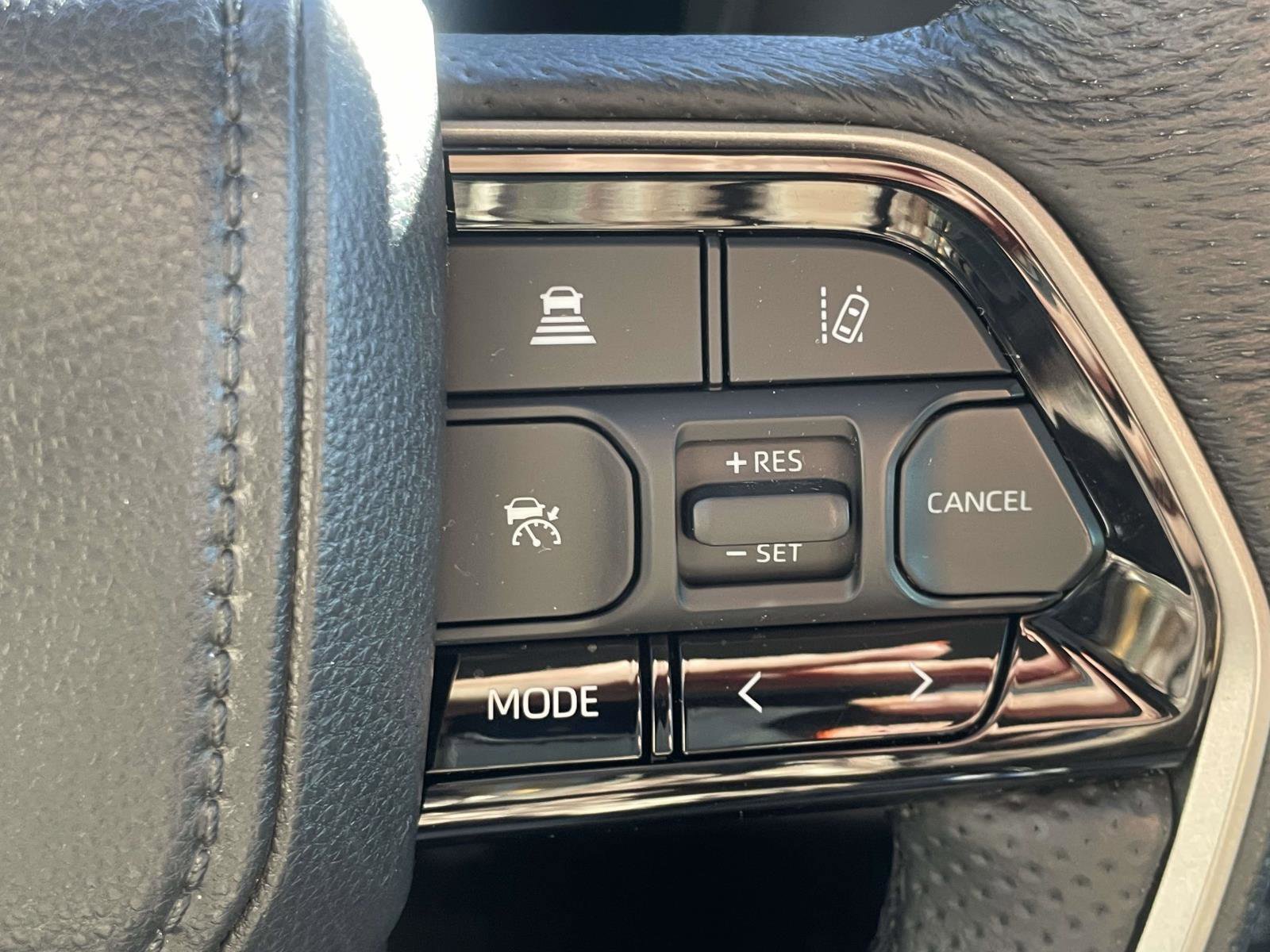 Used 2024 Toyota Tundra Limited image 10