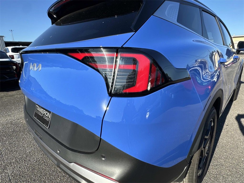 Certified 2026 Kia Sportage EX w/ EX Panorama Roof Package image 9