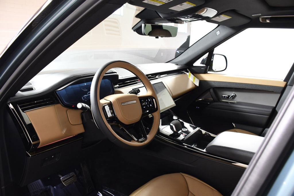 New 2026 Land Rover Range Rover Sport Dynamic SE AWD/4WD image 12