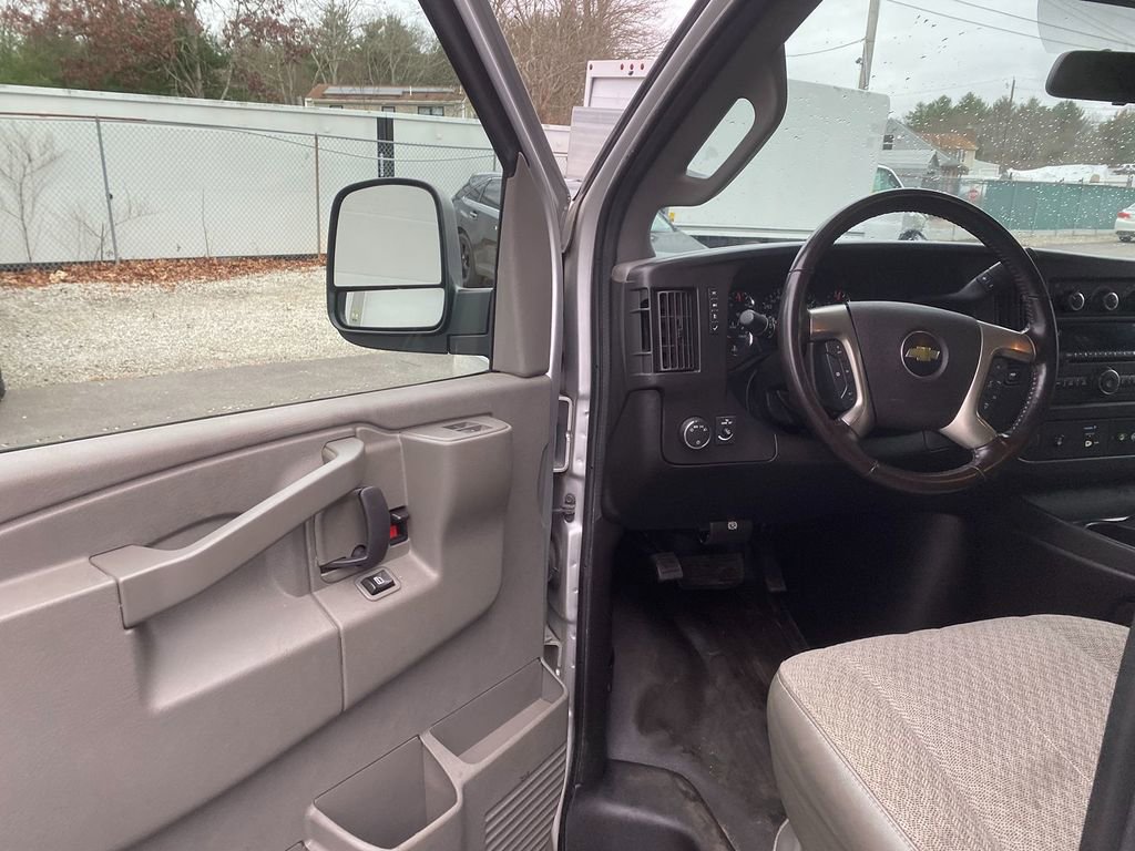 Used 2017 Chevrolet Express 2500 LS image 10