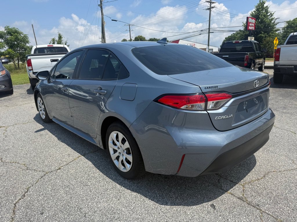 Used 2023 Toyota Corolla LE FWD image 5