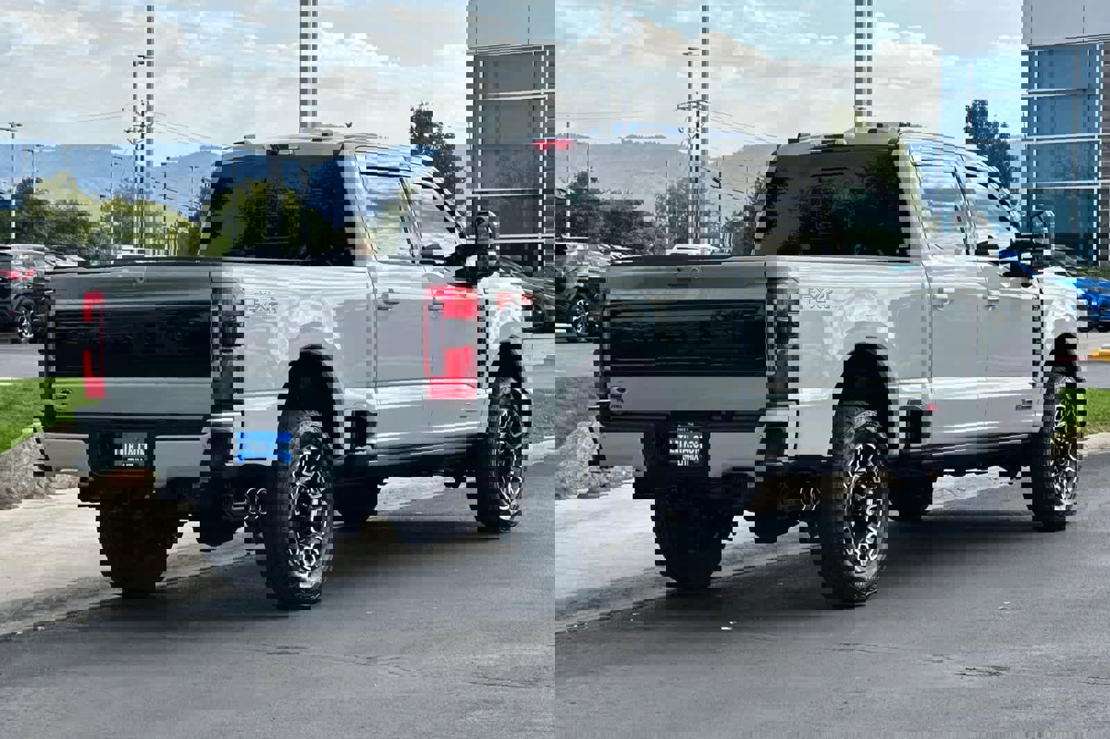 Certified 2025 Ford F250 Platinum video 2