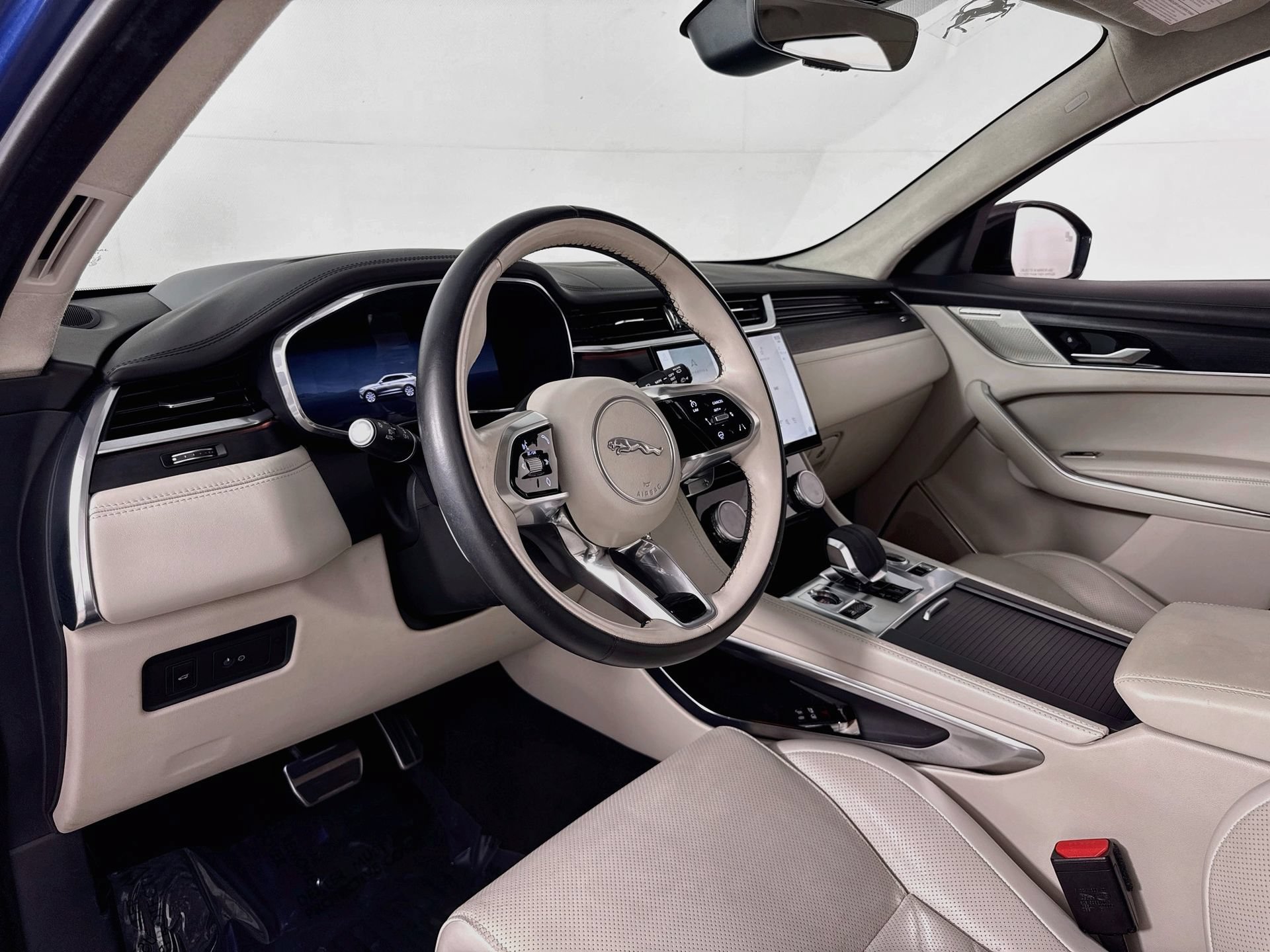 Used 2023 Jaguar F-PACE S AWD/4WD image 20