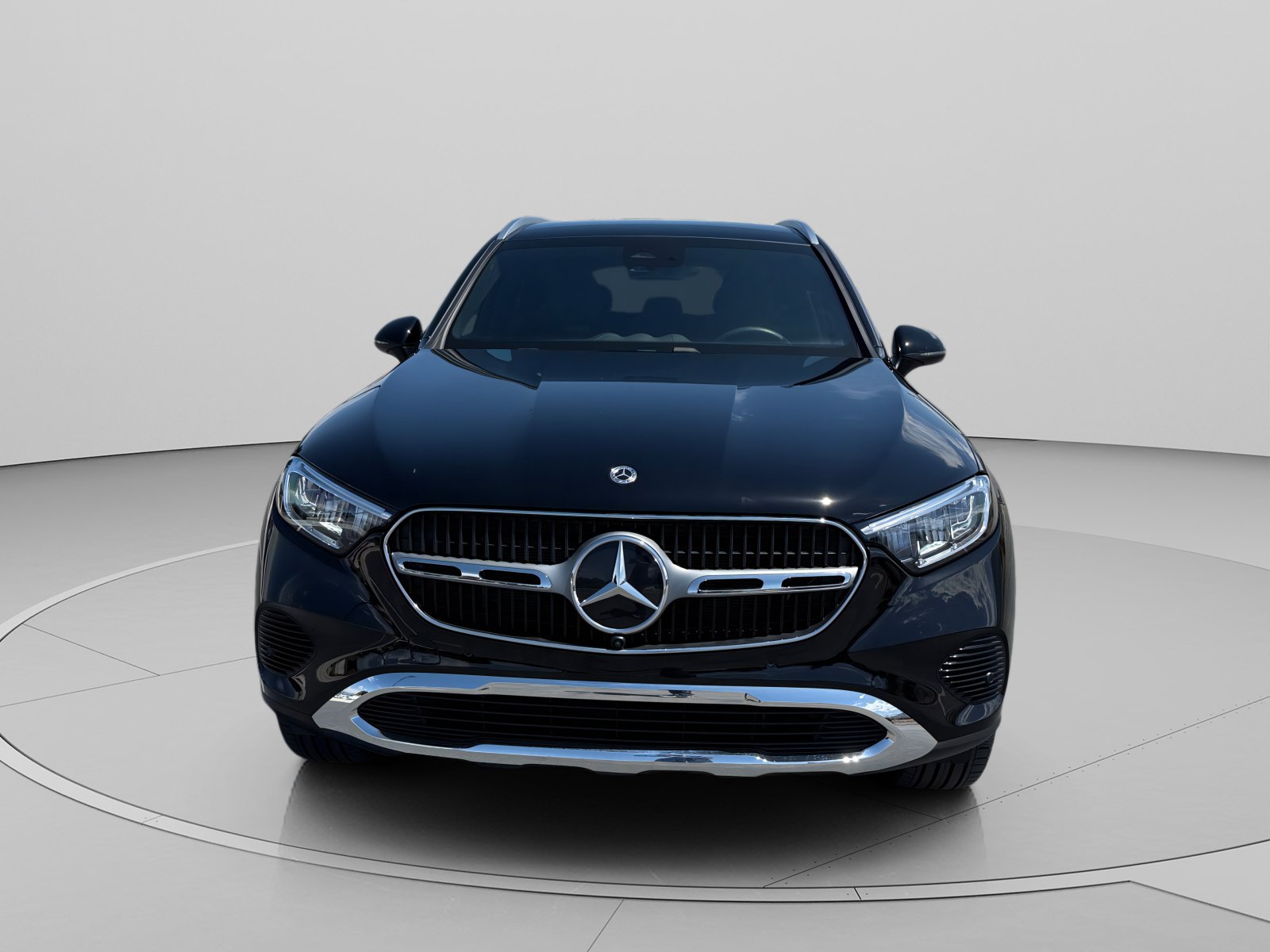 Certified 2026 Mercedes-Benz GLC 300 4MATIC image 9