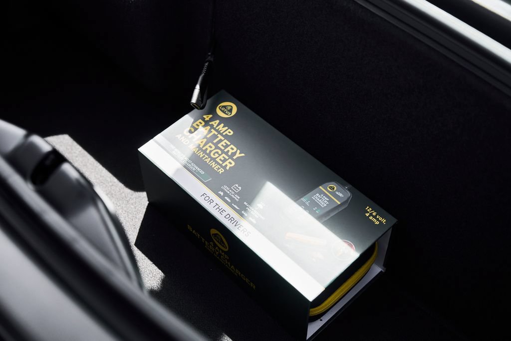 Used 2026 Lotus Emira RWD image 18