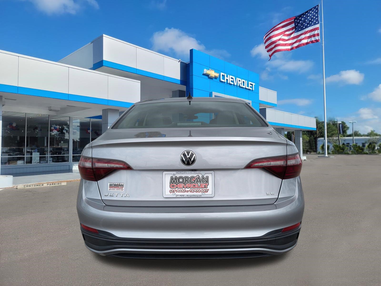 Used 2024 Volkswagen Jetta SE FWD image 5