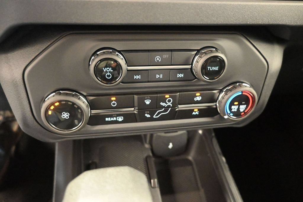 New 2026 Ford Bronco Big Bend AWD/4WD image 3