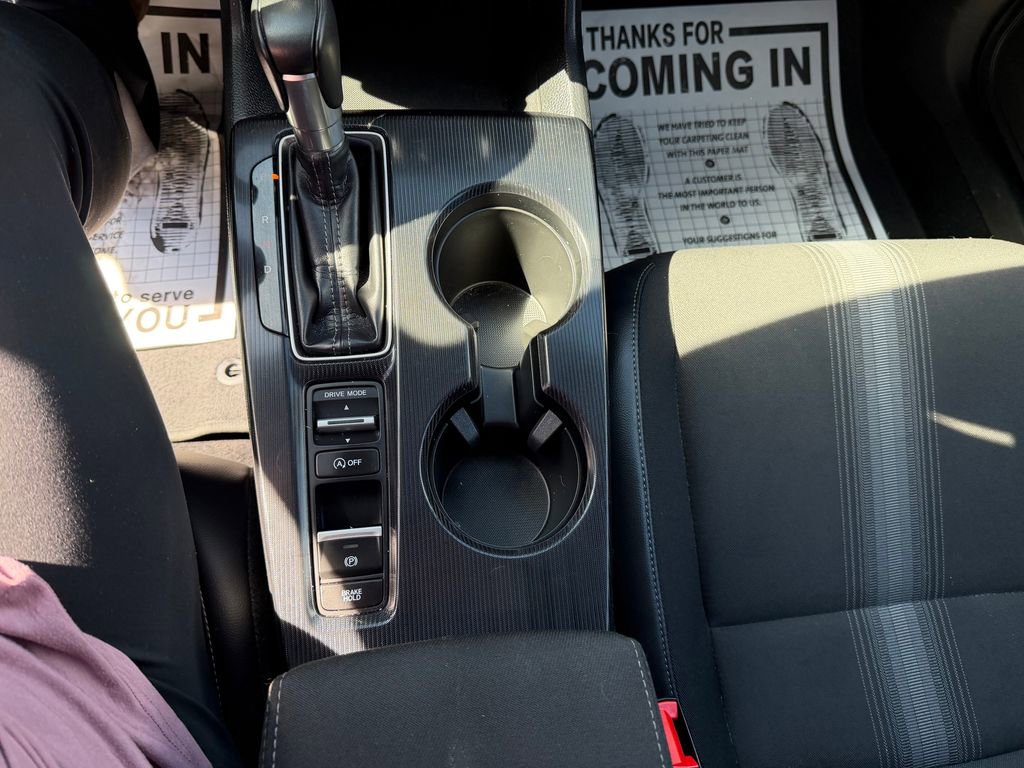 Used 2023 Honda Civic Sport image 17