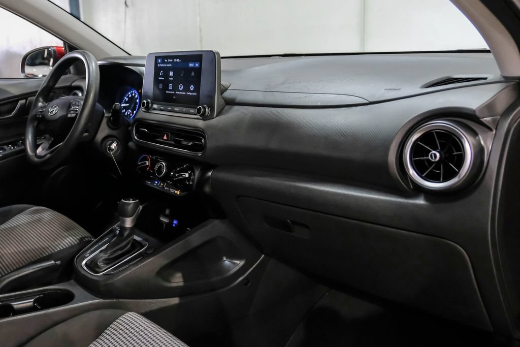 Used 2023 Hyundai Kona SE FWD image 14