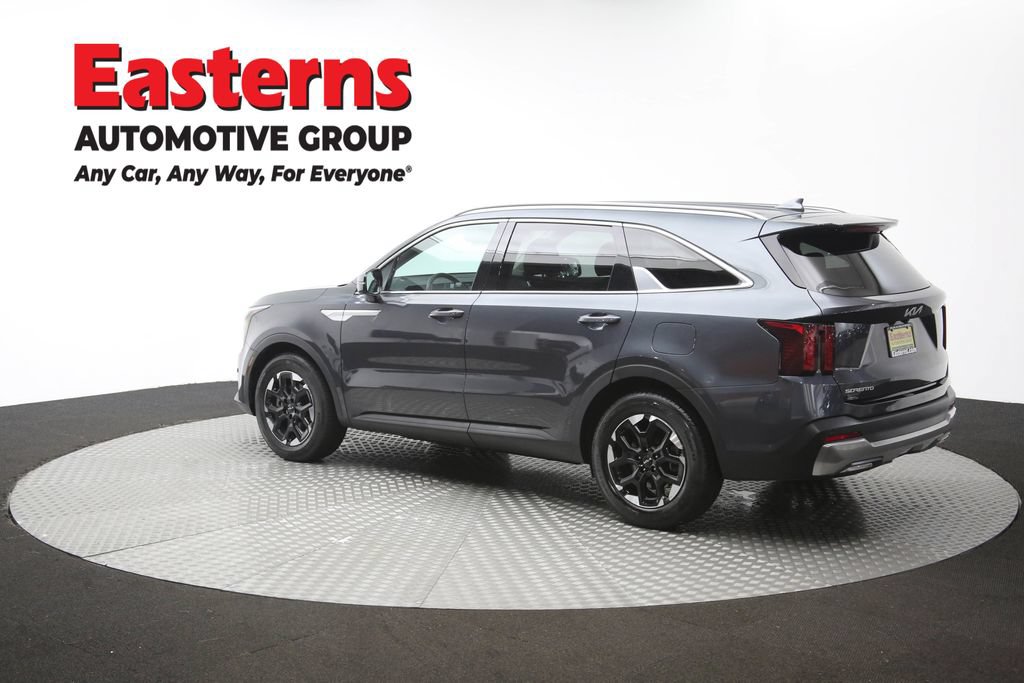 Used 2024 Kia Sorento S FWD image 65