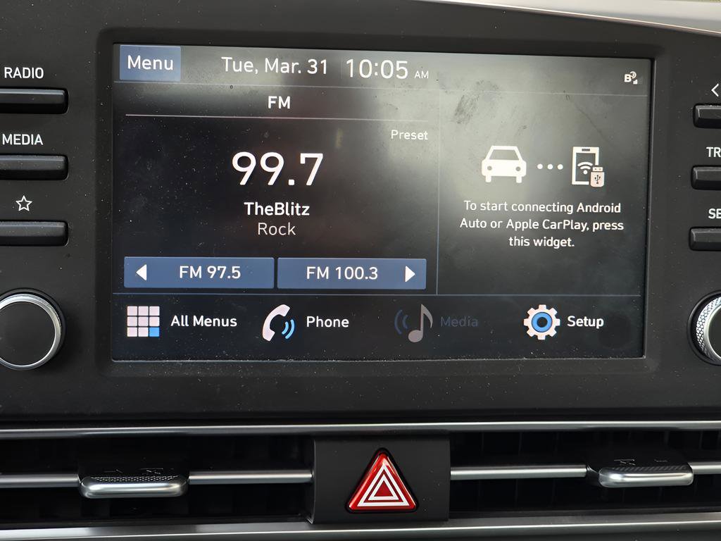 Used 2023 Hyundai Elantra SEL image 30