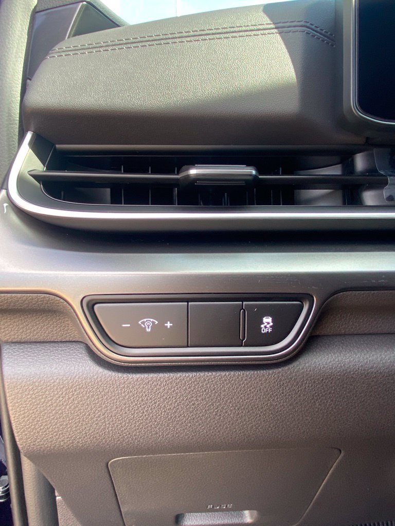 New 2027 Kia Carnival EX FWD image 12