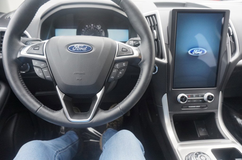 Used 2024 Ford Edge SEL w/ Convenience Package AWD/4WD image 10