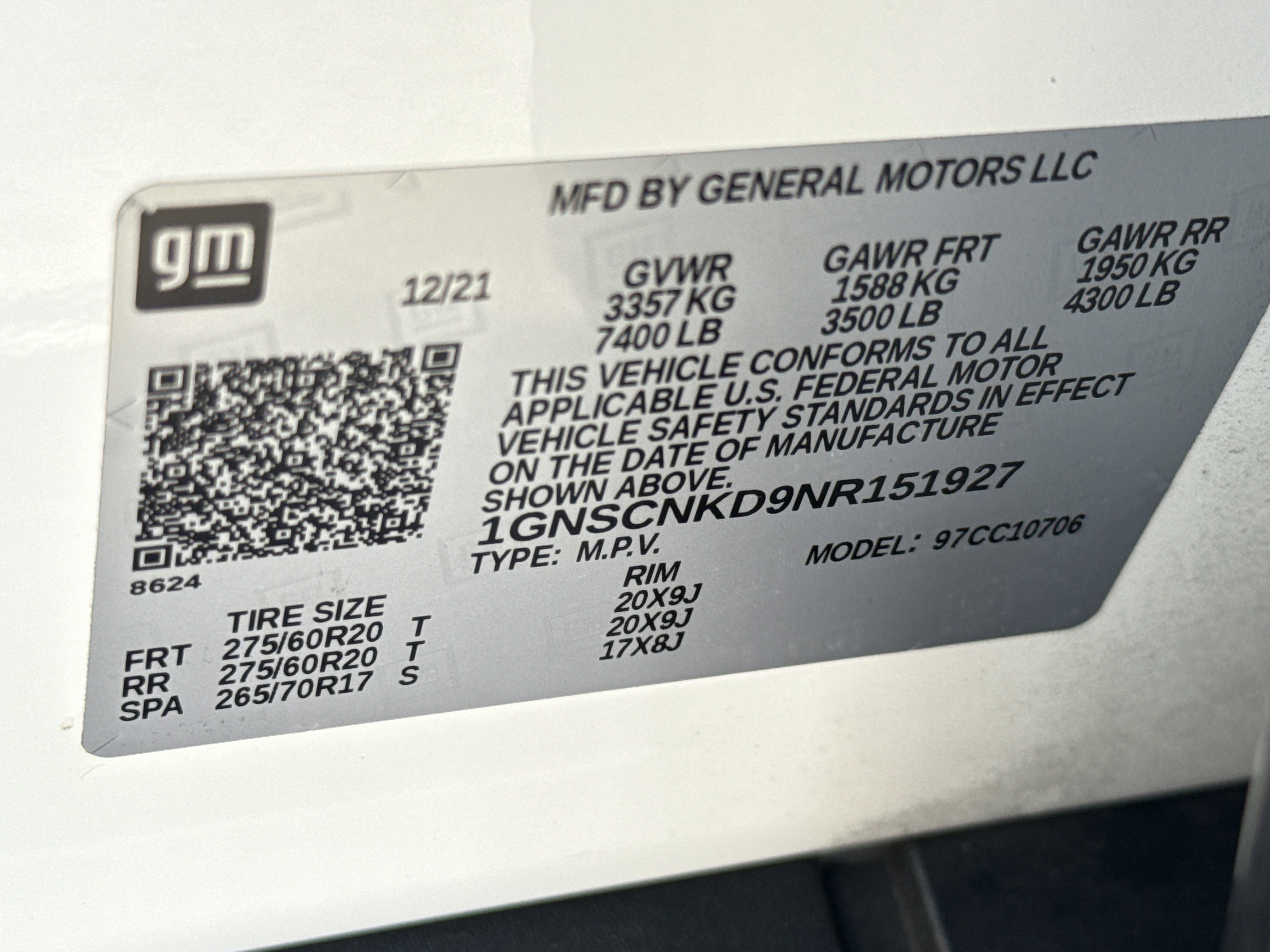 Used 2022 Chevrolet Tahoe LT w/ Luxury Package image 3