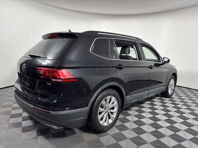 Used 2018 Volkswagen Tiguan image 6