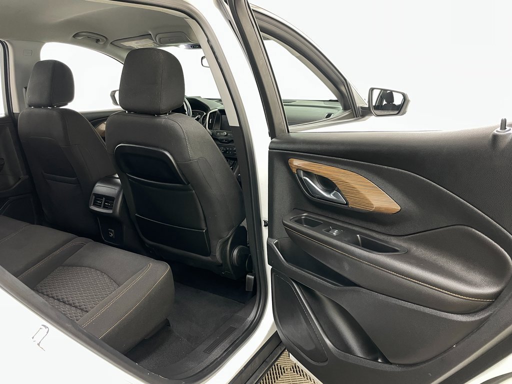 Certified 2021 GMC Terrain SLE w/ Driver Convenience Package image 36
