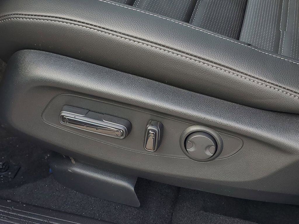 New 2026 Honda CR-V EX-L image 10