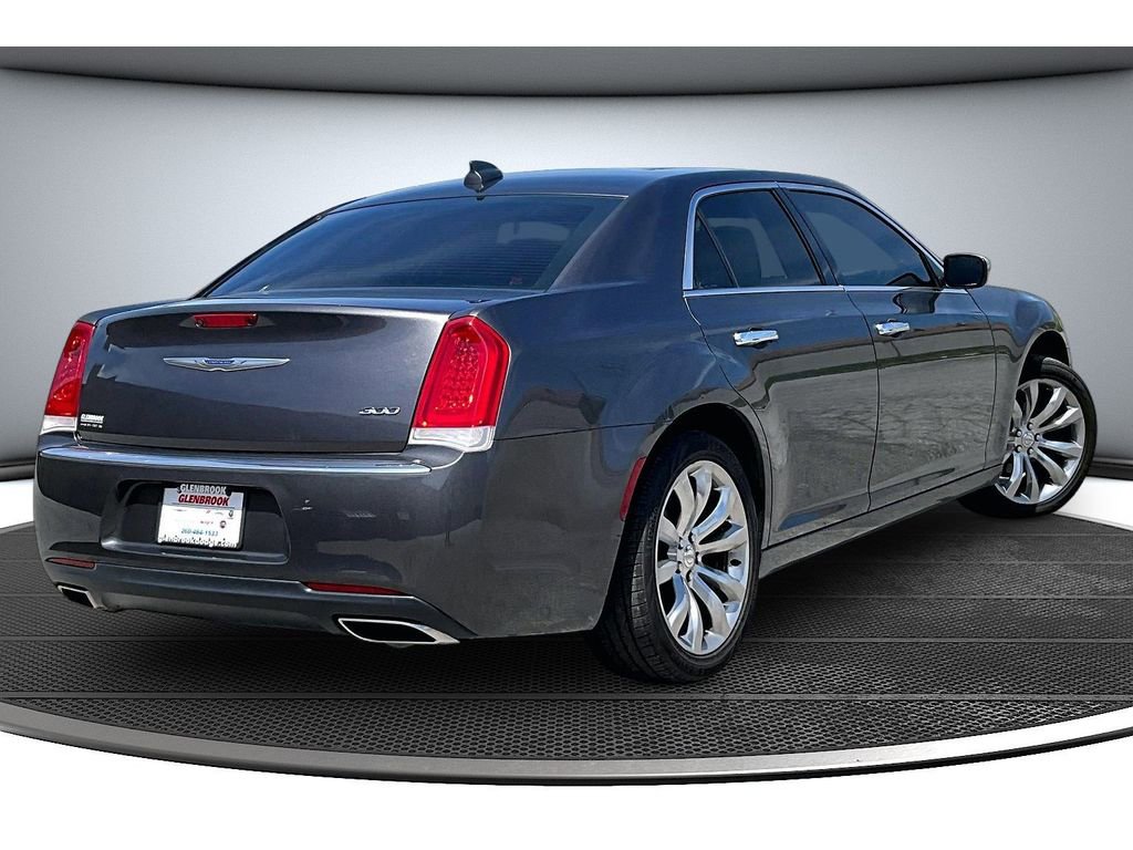 Used 2020 Chrysler 300 Limited RWD image 16