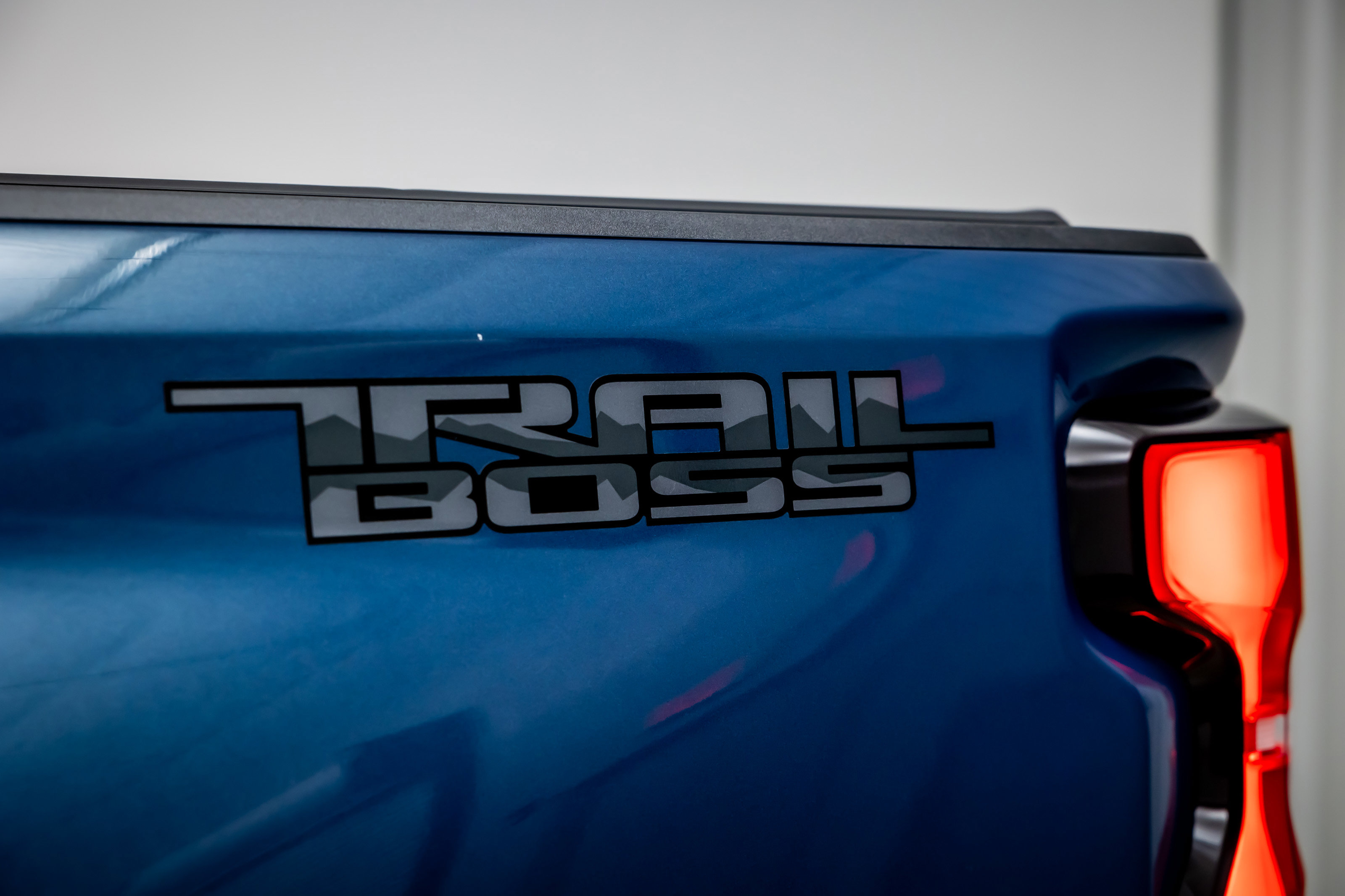 Used 2025 Chevrolet Silverado 2500 LTZ w/ Trail Boss Package AWD/4WD image 15