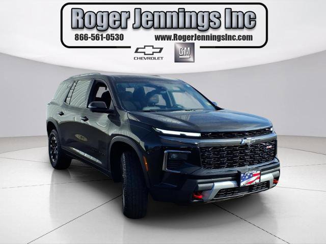 Used 2025 Chevrolet Traverse Z71 w/ Driver Confidence Package image 6