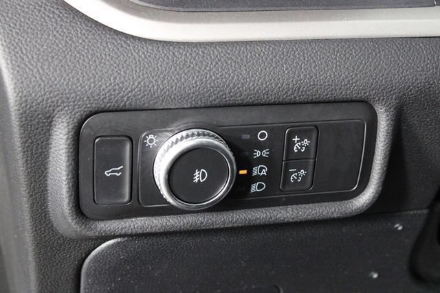 Used 2021 Ford Explorer XLT w/ Equipment Group 202A AWD/4WD image 27